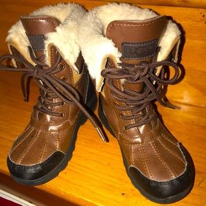 🌨Winter ugg boats! 🌨